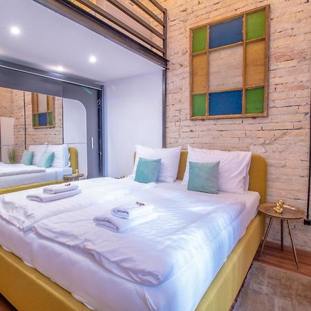 Corvin Loft Apartamento Budapeste Exterior foto
