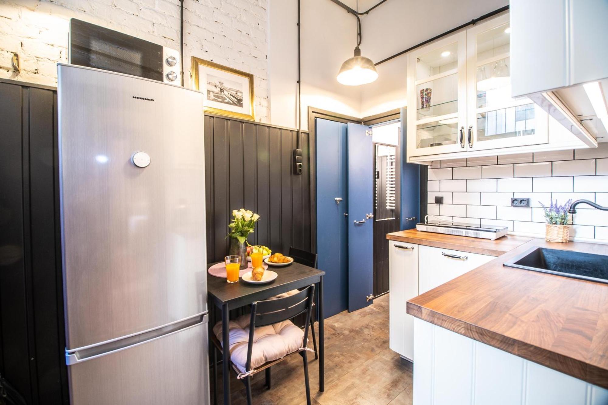Corvin Loft Apartamento Budapeste Exterior foto
